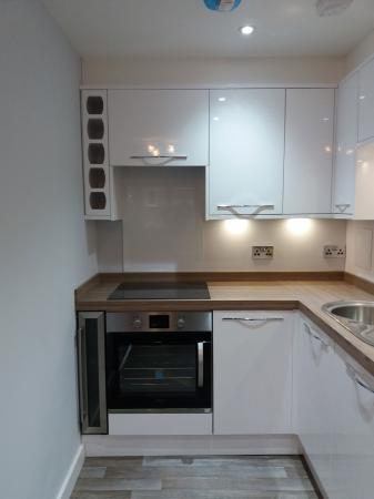 1 bedroom Flat to let in Forest Grove House, London Road, Cowplain, Waterlooville PO8