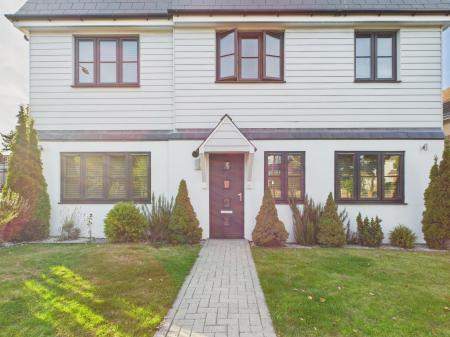 1 bedroom Flat to let in Forest Grove House, London Road, Cowplain, Waterlooville PO8