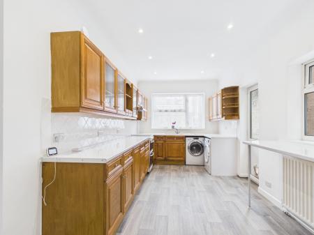3 bedroom Terraced House to let in St.Stephens Road, Portsmouth, PO2