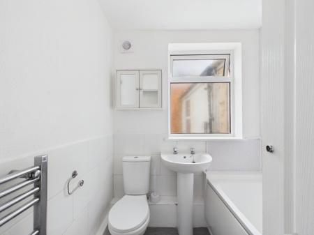 3 bedroom Terraced House to let in St.Stephens Road, Portsmouth, PO2