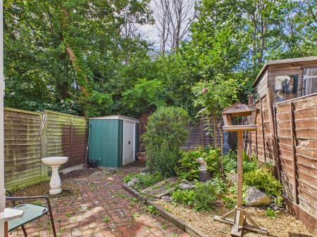 2 bedroom End of terrace house for sale in Glebefield Gardens, Cosham, Portsmouth, PO6