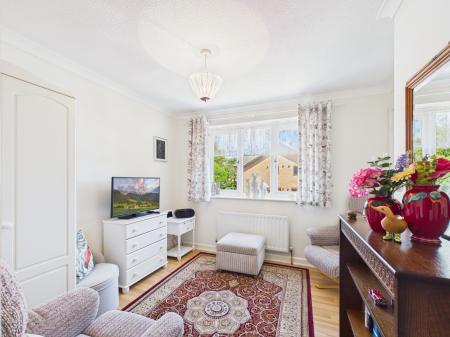 2 bedroom End of terrace house for sale in Glebefield Gardens, Cosham, Portsmouth, PO6