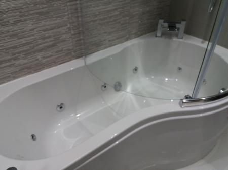 2 bedroom Flat to let in Forest Grove House, London Road, Cowplain, Waterlooville PO8