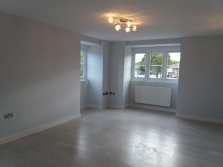 2 bedroom Flat to let in Forest Grove House, London Road, Cowplain, Waterlooville PO8