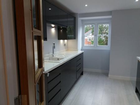 2 bedroom Flat to let in Forest Grove House, London Road, Cowplain, Waterlooville PO8