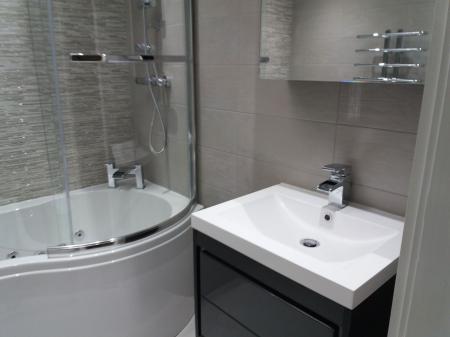 2 bedroom Flat to let in Forest Grove House, London Road, Cowplain, Waterlooville PO8