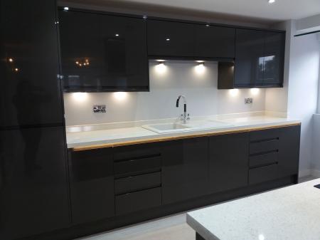 2 bedroom Flat to let in Forest Grove House, London Road, Cowplain, Waterlooville PO8