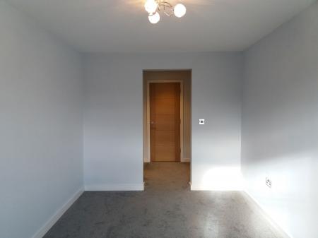 2 bedroom Flat to let in Forest Grove House, London Road, Cowplain, Waterlooville PO8