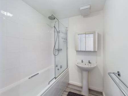 1 bedroom Flat for sale in Billys Copse, Havant, PO9
