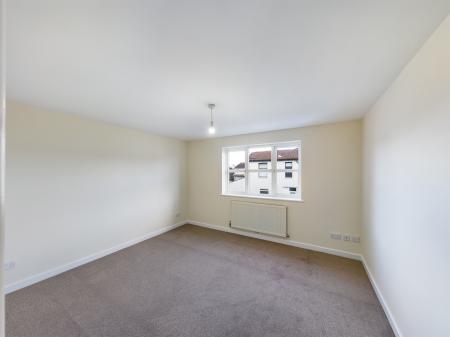 4 bedroom Town house to let in New Road East, Copnor, Portsmouth, PO2