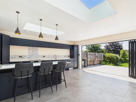 3 bedroom Terraced House for sale in Chilgrove Road, Drayton, Portsmouth, PO6