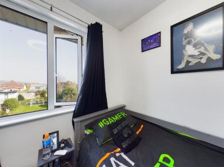 3 bedroom Semi-detached house to let in Dore Avenue, Fareham, PO16