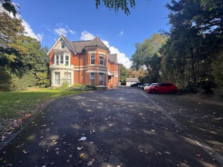 2 bedroom Flat for sale in Victoria Place, Bournemouth, BH1