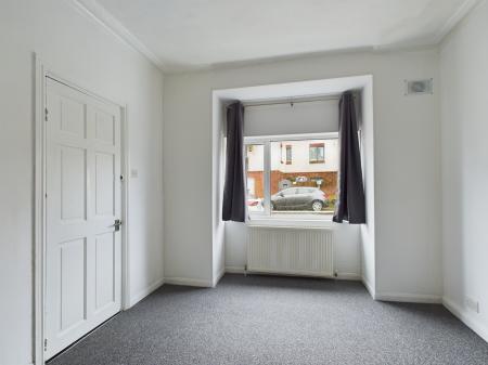4 bedroom End of terrace house to let in Devonshire Square, Southsea, PO4