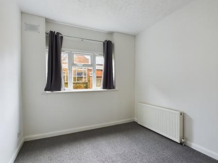 4 bedroom End of terrace house to let in Devonshire Square, Southsea, PO4