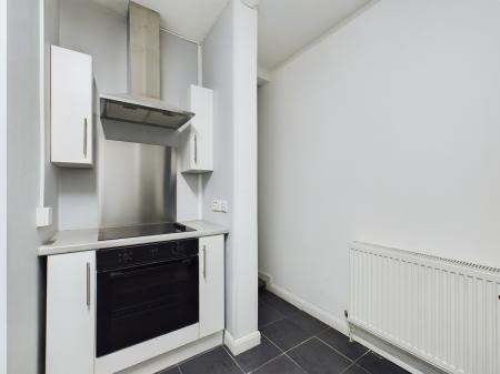 4 bedroom End of terrace house to let in Devonshire Square, Southsea, PO4
