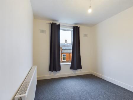 4 bedroom End of terrace house to let in Devonshire Square, Southsea, PO4