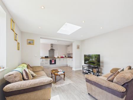 1 bedroom Maisonette to let in Havant Road, Drayton, Portsmouth, PO6