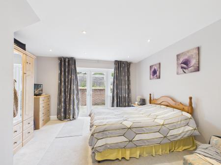 1 bedroom Maisonette to let in Havant Road, Drayton, Portsmouth, PO6