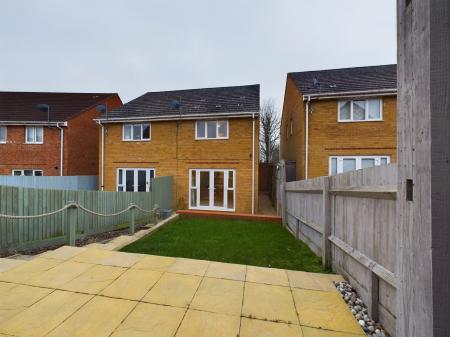 2 bedroom Semi-detached house for sale in Westfield Road, Portsmouth, PO6