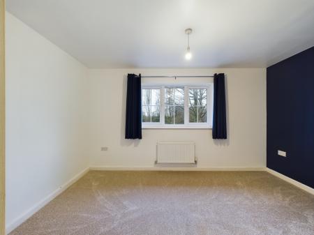 2 bedroom Semi-detached house for sale in Westfield Road, Portsmouth, PO6