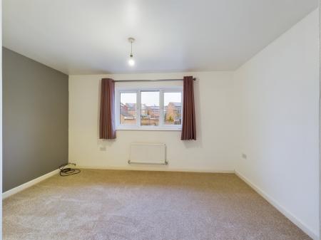 2 bedroom Semi-detached house for sale in Westfield Road, Portsmouth, PO6