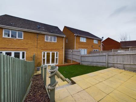 2 bedroom Semi-detached house for sale in Westfield Road, Portsmouth, PO6