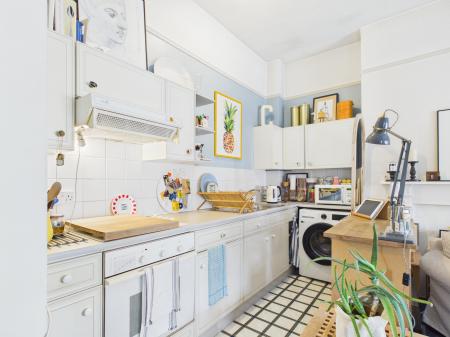 1 bedroom Flat for sale in Victoria Road North, Southsea, PO5