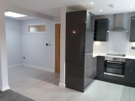 2 bedroom Apartment to let in Forest Grove House, London Road, Cowplain, Waterlooville PO8
