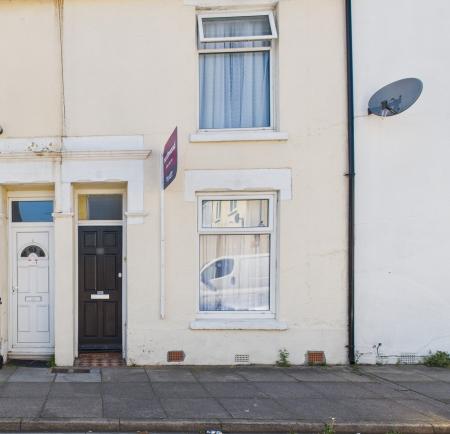 2 bedroom Terraced House to let in Daulston Road, Portsmouth, PO1