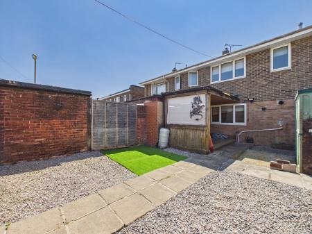 2 bedroom Terraced House for sale in Tytherley Green, West Leigh, Havant, PO9