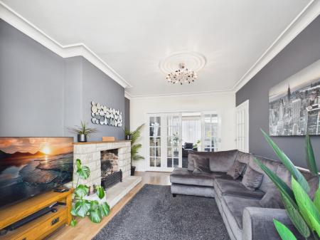 3 bedroom Terraced House for sale in Lonsdale Avenue, Cosham, Portsmouth, PO6