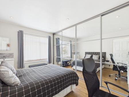 3 bedroom Terraced House for sale in Lonsdale Avenue, Cosham, Portsmouth, PO6