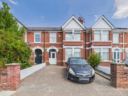 3 bedroom Terraced House for sale in Lonsdale Avenue, Cosham, Portsmouth, PO6