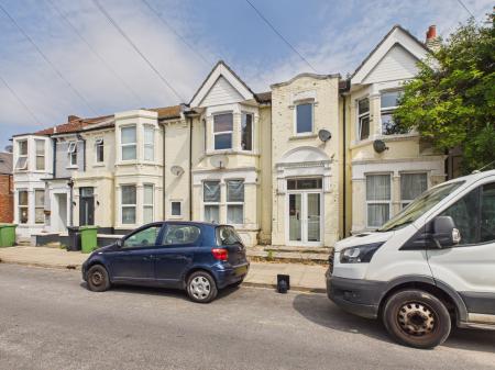 1 bedroom Flat for sale in Hewett Rd, North End, Portsmouth, PO2