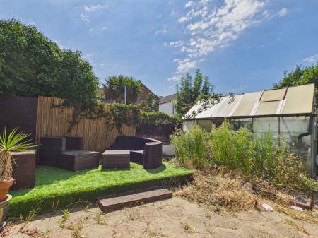 4 bedroom Semi-detached house for sale in Hampshire Street, Fratton, Portsmouth, PO1