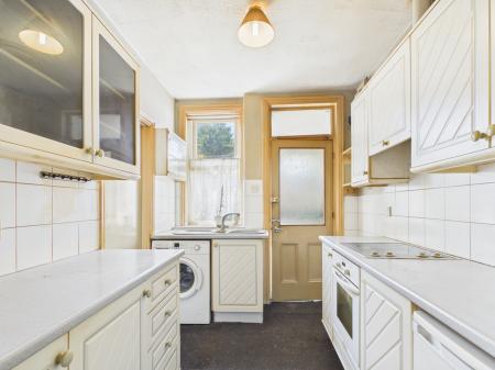 4 bedroom Semi-detached house for sale in Hampshire Street, Fratton, Portsmouth, PO1