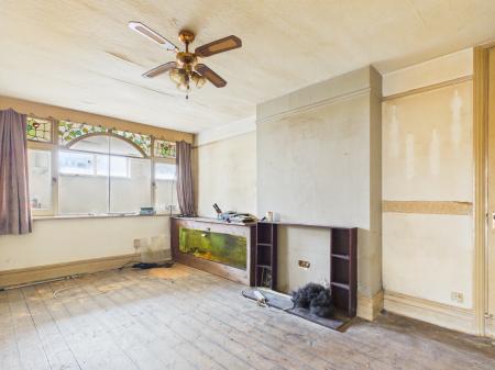 4 bedroom Semi-detached house for sale in Hampshire Street, Fratton, Portsmouth, PO1