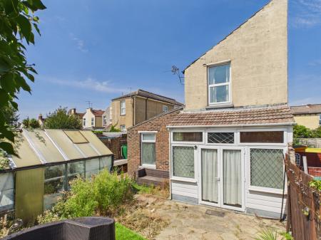 4 bedroom Semi-detached house for sale in Hampshire Street, Fratton, Portsmouth, PO1