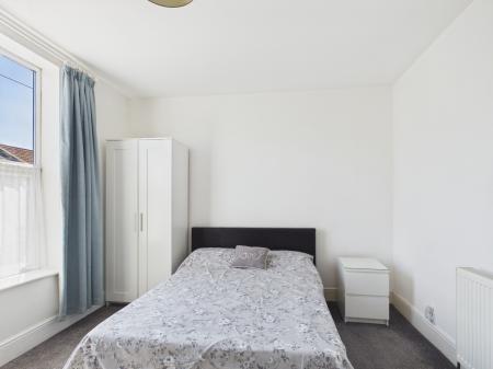 3 bedroom Terraced House to let in Moorland Road, Fratton, Portsmouth, PO1