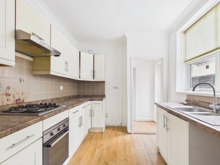 2 bedroom Terraced House to let in Liverpool Road, Fratton, Portsmouth, PO1