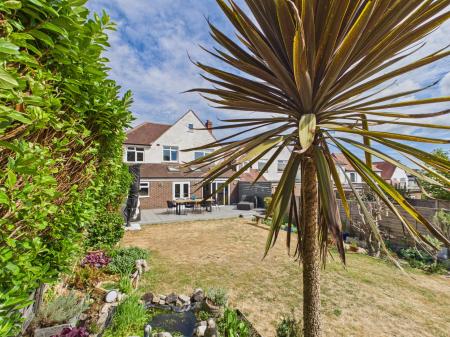 4 bedroom Detached house for sale in Brecon Avenue, Drayton, Portsmouth, PO6