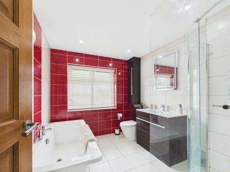 4 bedroom Detached house for sale in Brecon Avenue, Drayton, Portsmouth, PO6