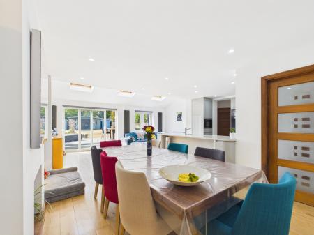 4 bedroom Detached house for sale in Brecon Avenue, Drayton, Portsmouth, PO6