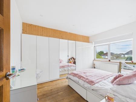 4 bedroom Detached house for sale in Brecon Avenue, Drayton, Portsmouth, PO6