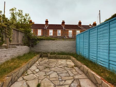 3 bedroom Terraced House to let in Bramshott Road, Southsea, PO4