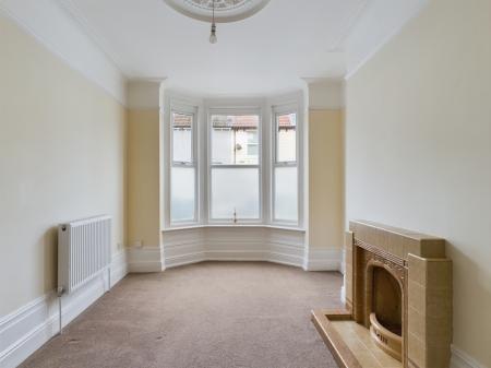 3 bedroom Terraced House to let in Bramshott Road, Southsea, PO4