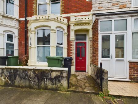 3 bedroom Terraced House to let in Bramshott Road, Southsea, PO4