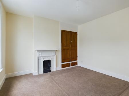 3 bedroom Terraced House to let in Bramshott Road, Southsea, PO4