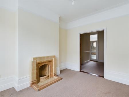 3 bedroom Terraced House to let in Bramshott Road, Southsea, PO4
